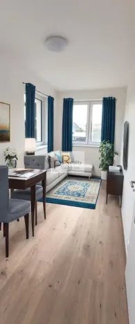 Prodej bytu 2+kk, Hevlín, 67 m2