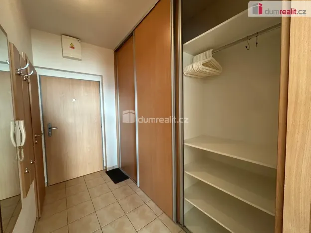 Pronájem bytu 1+kk, Kolín - Kolín V, Mlýnská, 33 m2