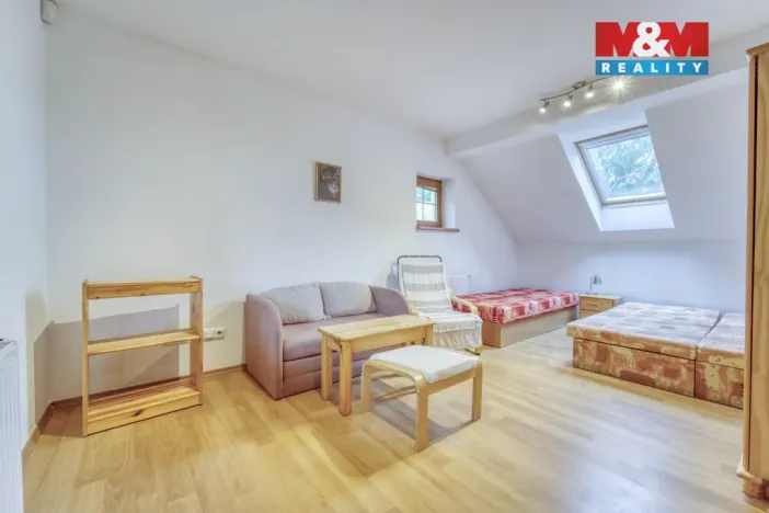 Prodej rodinného domu, Zlatá Koruna, 154 m2