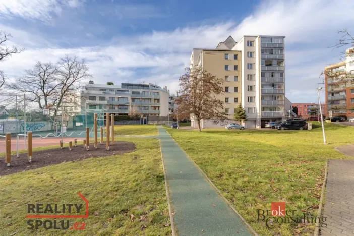 Prodej bytu 2+kk, Praha, Vodnická, 51 m2