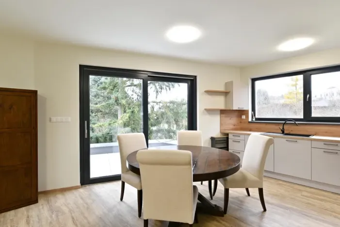 Pronájem bytu 3+kk, Praha - Petrovice, Dieselova, 80 m2