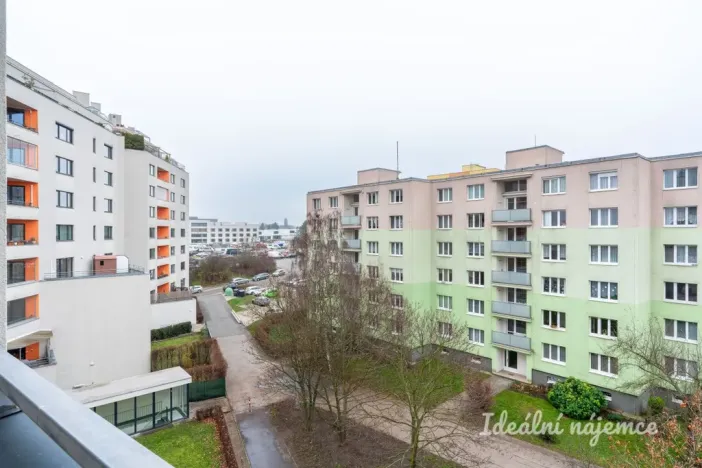 Pronájem bytu 1+kk, Praha - Hostivař, Kytínská, 34 m2