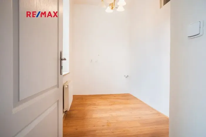 Pronájem kanceláře, Plzeň, Jablonského, 8 m2