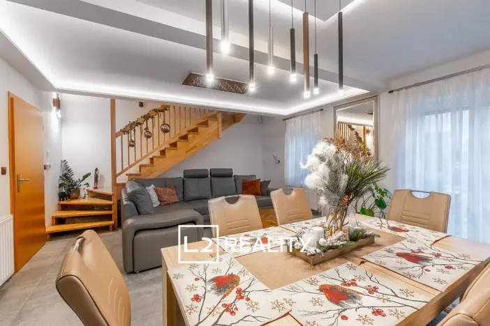 Prodej rodinného domu, Jenštejn, Zlatnická, 125 m2