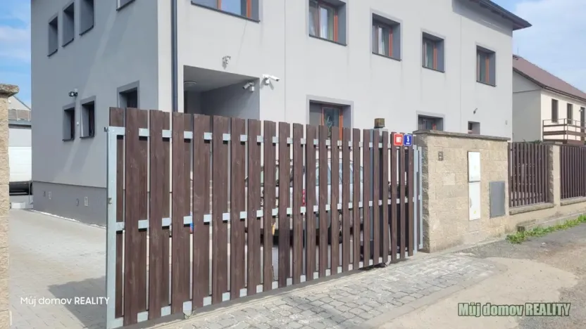 Pronájem bytu 3+kk, Praha - Kunratice, Odboje, 65 m2