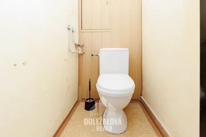 Pronájem bytu 1+1, Jihlava, U Hřbitova, 42 m2