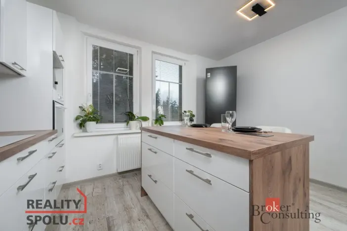 Prodej bytu 2+1, Hrádek nad Nisou, Sokolská, 78 m2