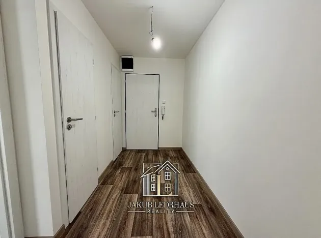 Prodej bytu 2+kk, Praha - Kamýk, Smotlachova, 44 m2