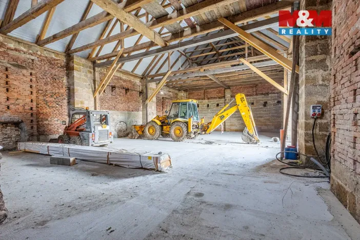 Pronájem zemědělského objektu, Zákupy, Mimoňská, 450 m2