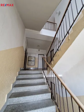 Pronájem bytu 1+1, Praha - Podolí, Na Klaudiánce, 41 m2