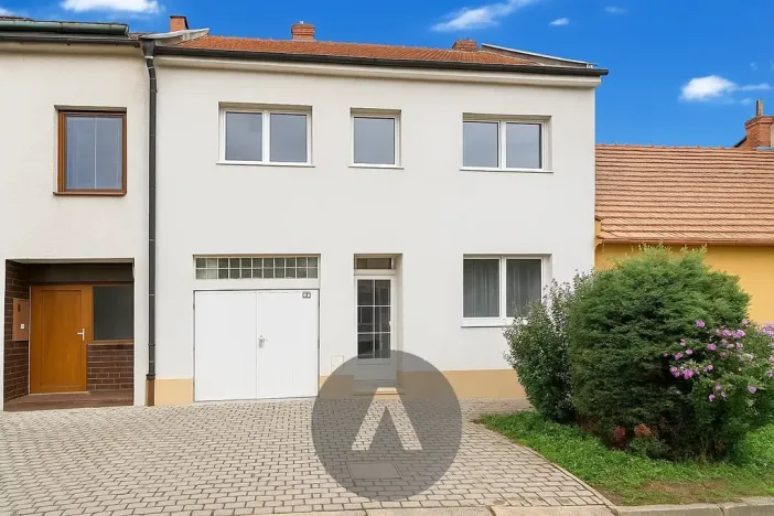 Prodej rodinného domu, Šlapanice, Sušilova, 140 m2