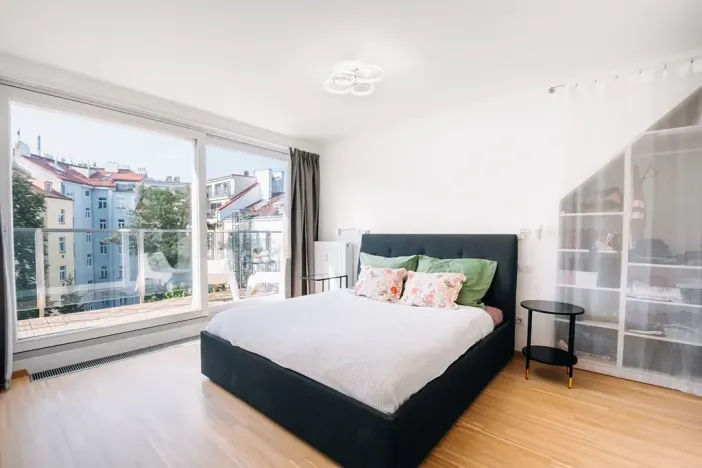 Prodej bytu 2+kk, Praha, Bořivojova, 101 m2