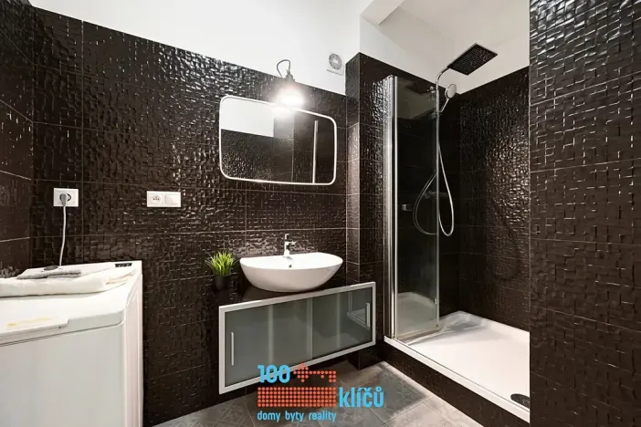 Prodej bytu 1+kk, Praha - Motol, Podhorská, 30 m2