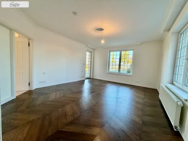 Pronájem rodinného domu, Jesenice - Zdiměřice, Skřivanová, 345 m2