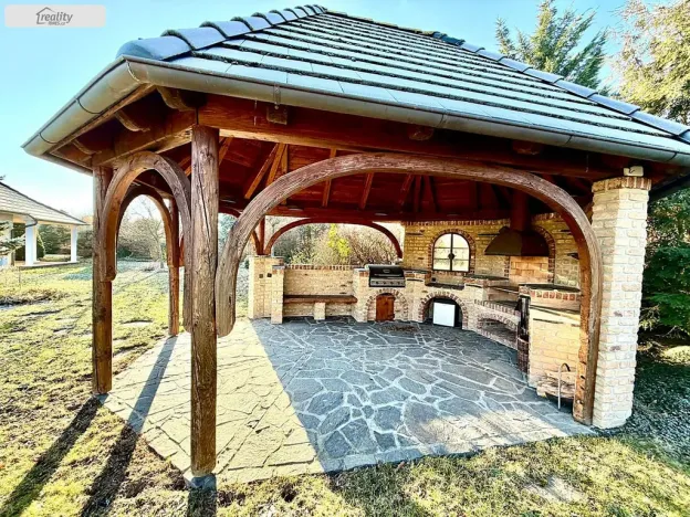 Pronájem rodinného domu, Jesenice - Zdiměřice, Skřivanová, 345 m2