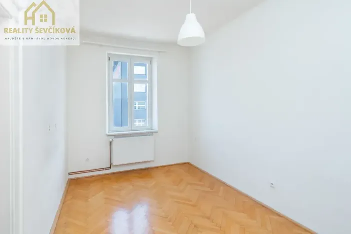 Prodej bytu 2+1, Hradec Králové, Pospíšilova, 69 m2