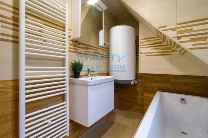 Pronájem bytu 2+1, Ústí nad Labem - Neštěmice, Železná, 62 m2