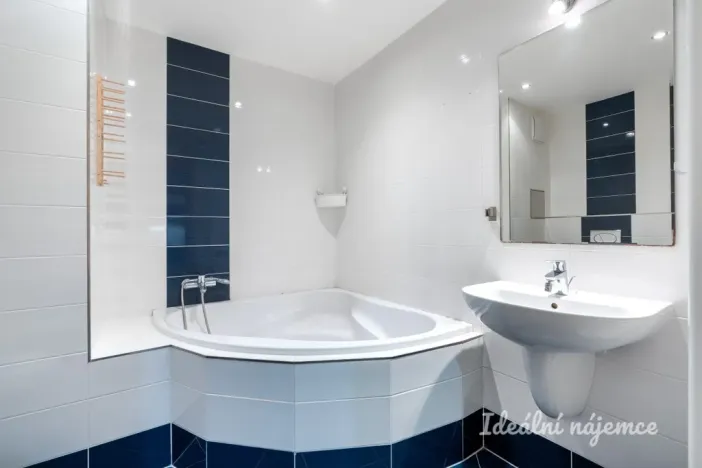 Pronájem bytu 2+kk, Praha - Letňany, Pavla Beneše, 68 m2