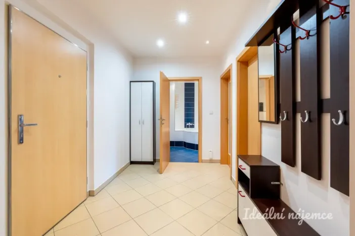 Pronájem bytu 2+kk, Praha - Letňany, Pavla Beneše, 68 m2