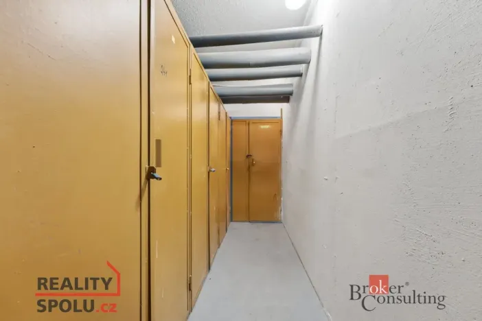 Prodej bytu 1+1, Hradec Králové - Nový Hradec Králové, Pod Zámečkem, 32 m2