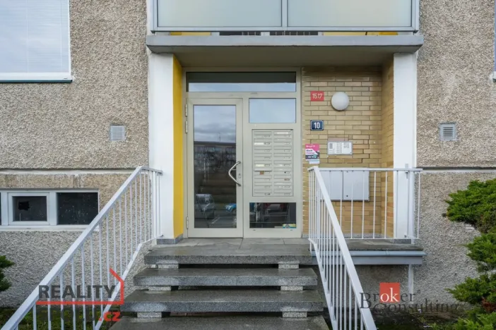 Prodej bytu 1+1, Hradec Králové - Nový Hradec Králové, Pod Zámečkem, 32 m2