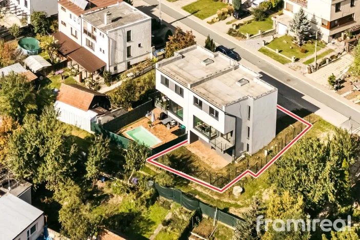 Prodej rodinného domu, Holubice, 179 m2