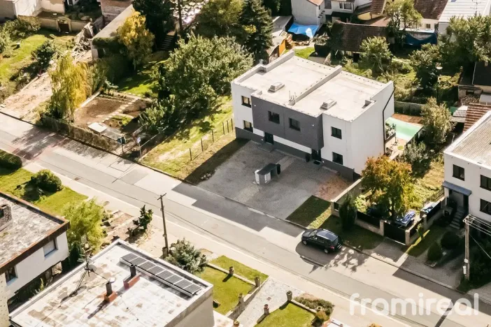 Prodej rodinného domu, Holubice, 179 m2