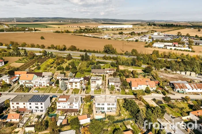 Prodej rodinného domu, Holubice, 179 m2