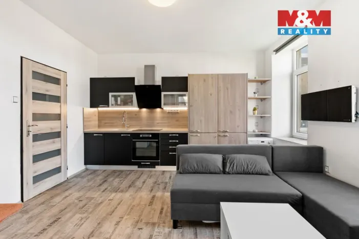 Prodej bytu 1+1, Jablonec nad Nisou, Květinová, 48 m2