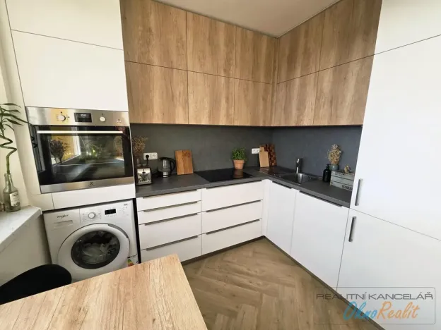 Pronájem bytu 1+1, Brno - Jundrov, Dubová, 31 m2