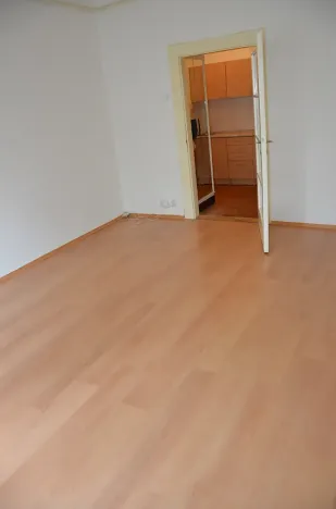 Pronájem bytu 1+kk, Praha - Vršovice, Přípotoční, 28 m2