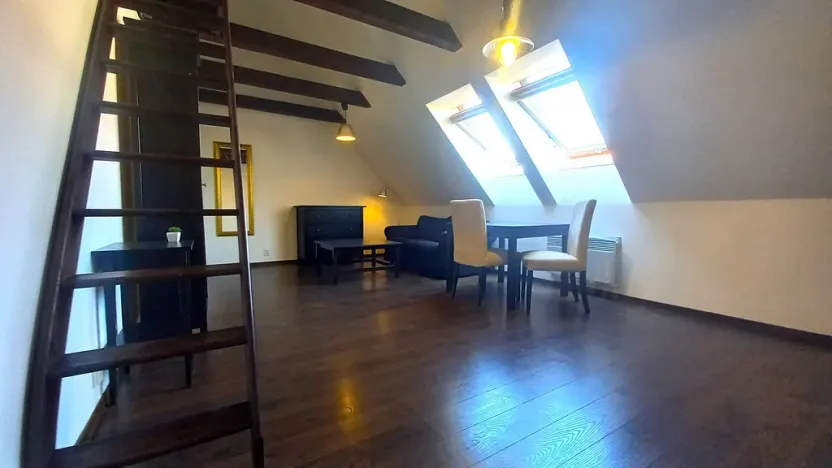 Prodej bytu 1+kk, Praha - Vysočany, Novovysočanská, 41 m2