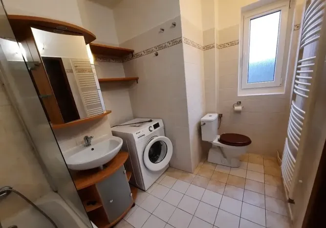 Pronájem bytu 2+1, Radnice, Sídliště, 60 m2