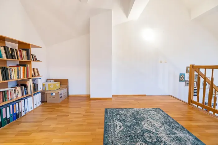Prodej bytu 3+kk, Beroun, Náměstí Joachima Barranda, 81 m2