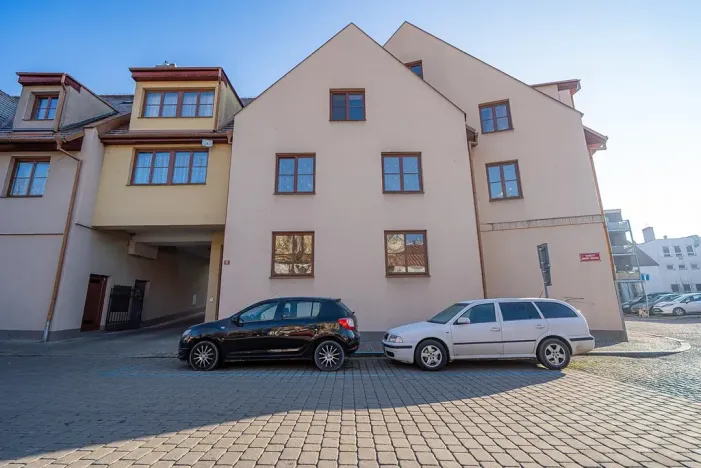Prodej bytu 3+kk, Beroun, Náměstí Joachima Barranda, 81 m2