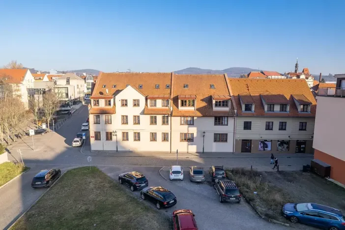Prodej bytu 3+kk, Beroun, Náměstí Joachima Barranda, 81 m2