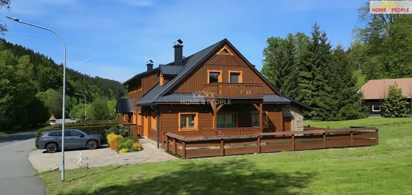 Prodej bytu 4+kk, Velké Karlovice, 135 m2