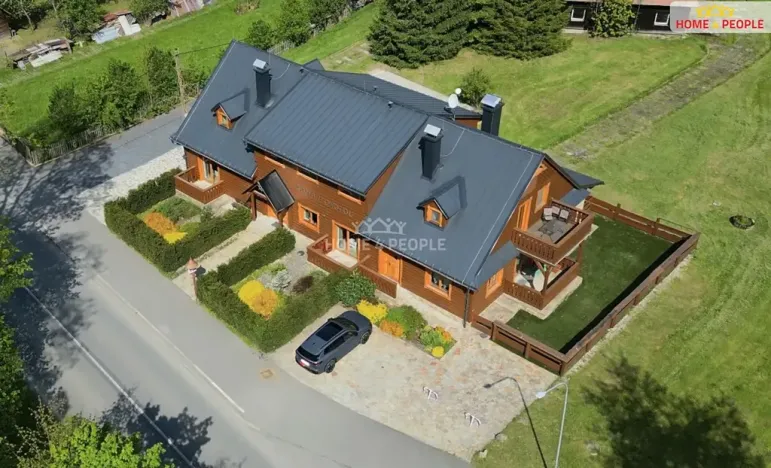 Prodej bytu 4+kk, Velké Karlovice, 135 m2