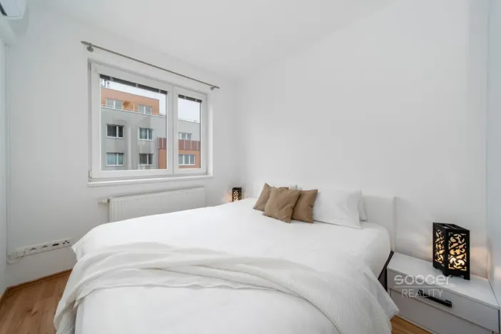 Prodej bytu 2+kk, Praha - Kyje, Farkašova, 48 m2