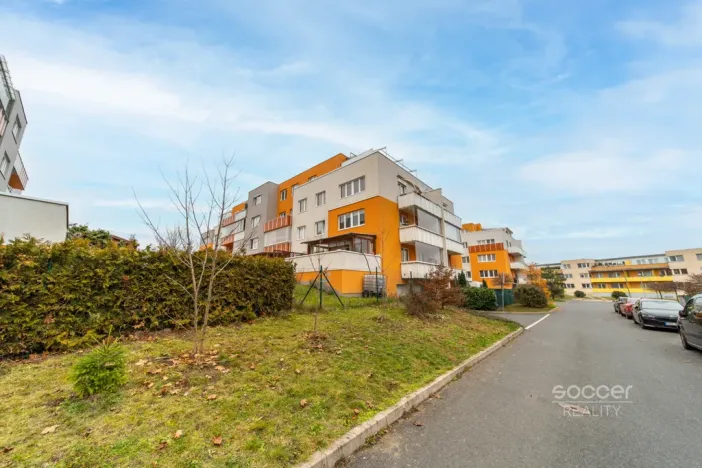 Prodej bytu 2+kk, Praha - Kyje, Farkašova, 48 m2