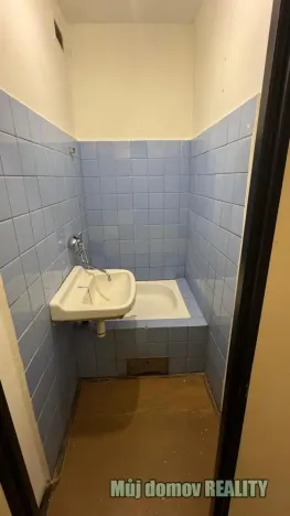 Pronájem bytu 1+kk, Praha - Braník, Vavřenova, 28 m2
