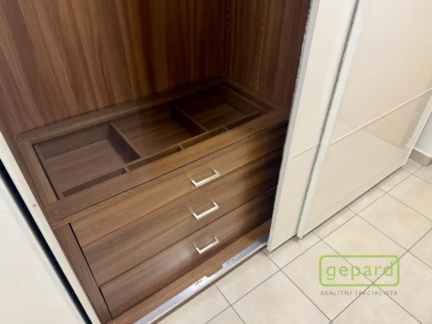 Pronájem bytu 2+kk, Praha - Vokovice, K Červenému vrchu, 47 m2