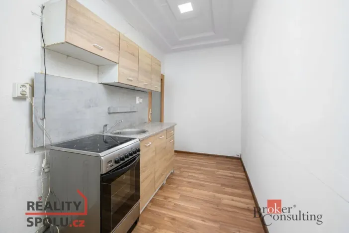 Pronájem bytu 2+kk, Hrádek nad Nisou, Pod tratí, 42 m2