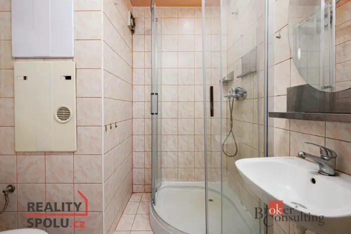 Pronájem bytu 2+kk, Hrádek nad Nisou, Pod tratí, 42 m2