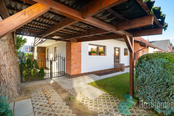 Prodej rodinného domu, Litvínovice, 235 m2