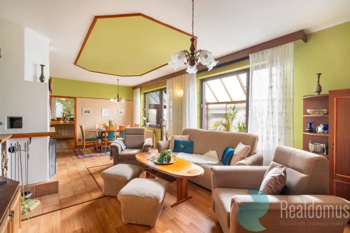 Prodej rodinného domu, Litvínovice, 235 m2