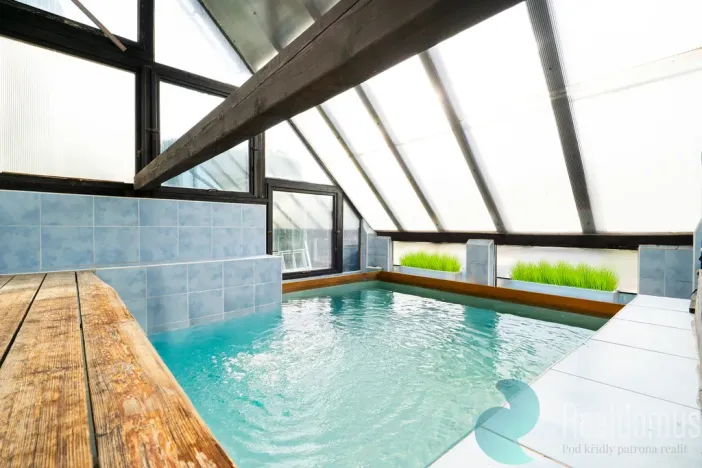 Prodej rodinného domu, Litvínovice, 235 m2