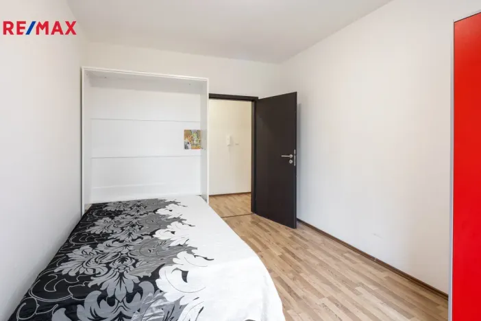 Pronájem bytu 3+1, Karlovy Vary - Doubí, Spálená, 83 m2