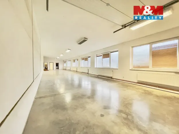 Pronájem skladu, Vsetín, Lázky, 430 m2