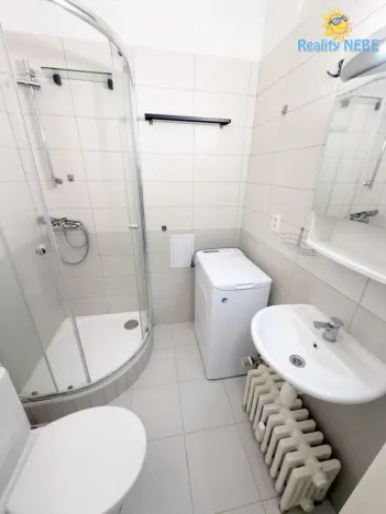 Pronájem bytu 1+kk, Praha - Žižkov, Baranova, 24 m2